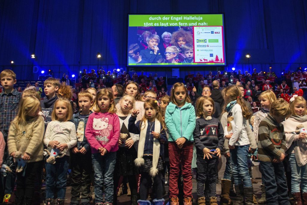 Weihnachtssingen in der Grugahalle 2018: Kinder singen mit