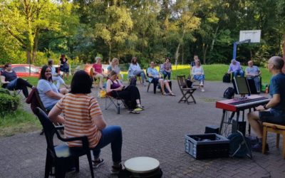 Jetzt endlich „in echt“: live und in Farbe und vierstimmig!
